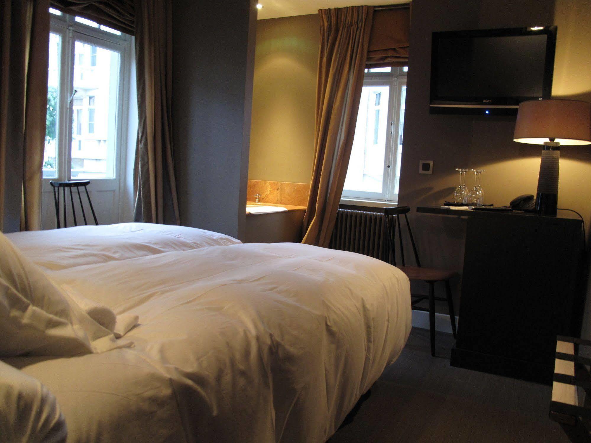 Hotel Bonne Auberge (Adults Only) De Haan Esterno foto